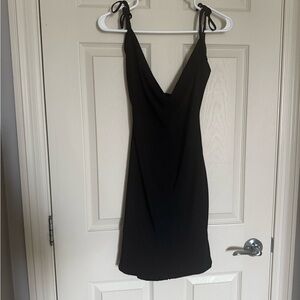Elegant Black Sleeveless Dress
